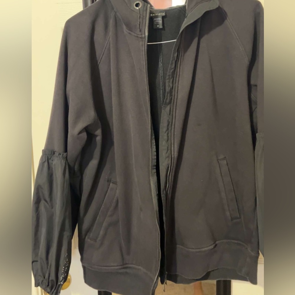 Athleta Puffer sleeve jacket